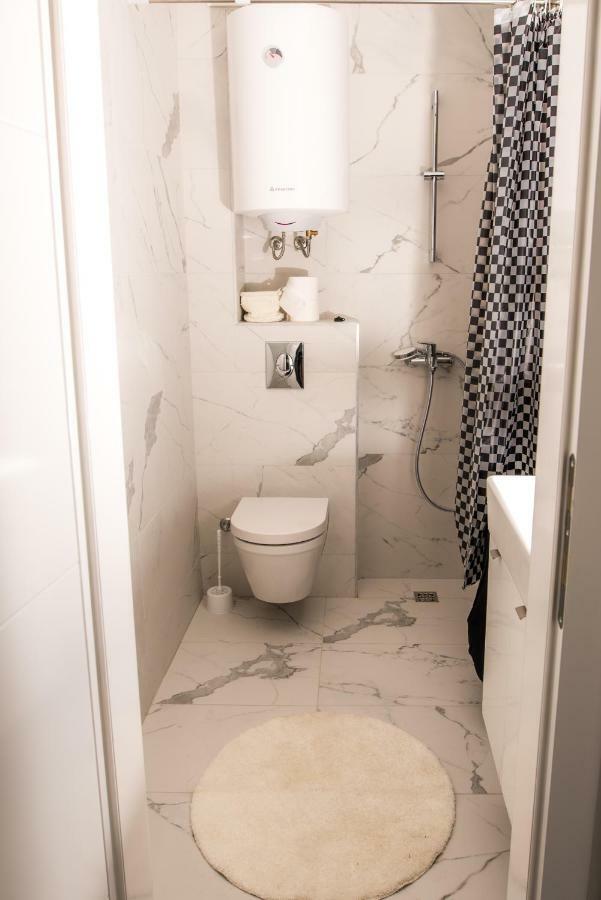 Apartment Mikulic มาคาร์สกา ภายนอก รูปภาพ